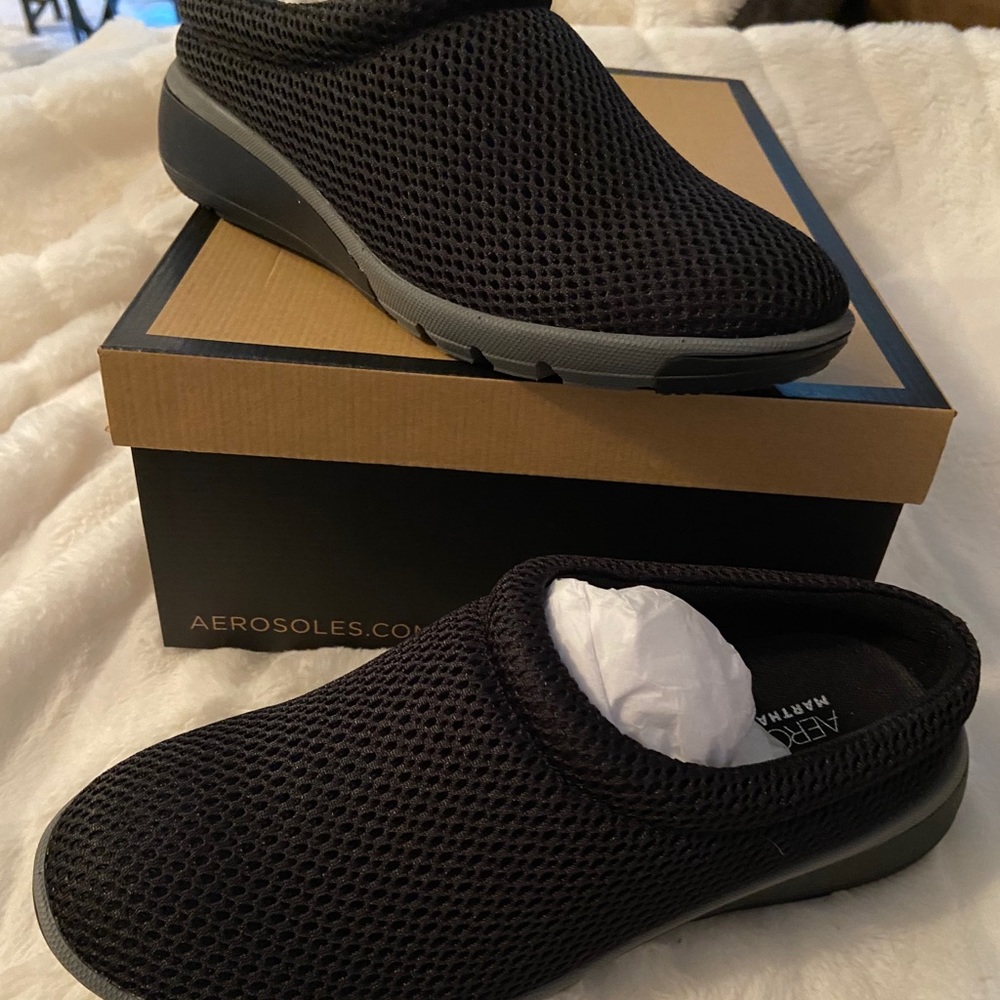 NIB Aerosoles -Martha Stewart slip on shoes